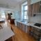 Parma Guesthouse & Apartments