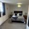 Parr Cottage at Snape Castle Mews - 比代尔