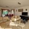 Villa Dora - Royal Stay