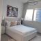 Private rooms in 3 bedroom apartment SKYNEST Homes marina pinnacle