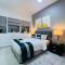 Private rooms in 3 bedroom apartment SKYNEST Homes marina pinnacle