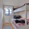 Modern Apartment with 3 Bedrooms and Stunning View - 贝特斯托尔