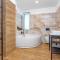 Villa Pinus - Private Pool, Jacuzzi, Game Room - Poreč