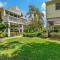 Longboat Key Beach House Beauty With Peek-a-views - 朗博特岛