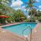 Longboat Key Beach House Beauty With Peek-a-views - 朗博特岛