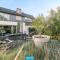 Villa Pippa - house on a short walk from the beach