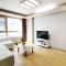 Gangnam Apartment 82m2 2 Bedrooms 2 Private Bathrooms Gangnam Style 2Bdr 2Bath 2Min Walk to Subway Fully Furnished - Seul