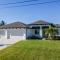 Gulf Coast Retreat 3BR Waterfront with Heated Pool - Cape Coral