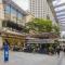 Close To It All: CBD 2-Bed with Pool Gym & More