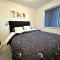 1 Cozy Double Room with Shared Space - Birch