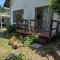 Angazi Guesthouse Unit 2 - Upmarket one bedroom apartment with pool