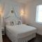 Bungalow Beach Resort