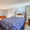 6 Mi to Beach Home with Deck in Brewster! - 布鲁斯特