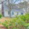 6 Mi to Beach Home with Deck in Brewster! - 布鲁斯特