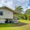 4 Mi to Beach Keaau Retreat with Relaxing Porch! - 凯阿奥