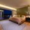 Stylish 3-Level Penthouse with Private Rooftop - Мехико