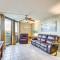 Scenic Balcony and Beach Access Hudson Condo - هدسون