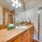 6 Mi to Winter Park Resort Townhome with Hot Tub! - فريزر