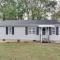 Near Lake Wylie - Updated Cottage with Yard! - روك هيل
