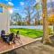 WALK to the Beach and FirePit, Bikes - Modern House