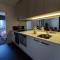 CBD Modern 2B2B Apt, Indoor Pool Sauna, Nice view - ملبورن