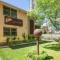 Luxury on Webster Upscale 2BR Close to Hospital