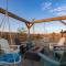 Good Vibes Only by AvantStay Modern Chic Grill Fire Pit Hammocks - Joshua Tree