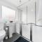 Stylish 2 Bed Home with Garden - Falkirk