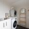 Modern New 3BR Townhouse with Free Parking