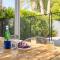 Backyard Pool PuttingGreen Playground Modern 5BDR White Agate by AvantStay