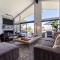Edgy House Pool Hot Tub and Golf Course Views - La Quinta