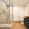 Starlight Estate by AvantStay 20 People Architectual Mansion w Pool Tennis Court Game Room
