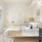 Crystal Cove by AvantStay Gorgeous Charming Newport Home