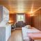The Lake Life by AvantStay Lakefront View Hot Tub