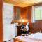 The Lake Life by AvantStay Lakefront View Hot Tub