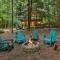 The Four Seasonal by AvantStay Hot Tub Spacious Deck Fire Pit
