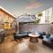 Sand Castle by AvantStay Beach House on Balboa Peninsula w Patio Hot Tub