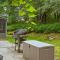 Inn the Poconos by AvantStay Private Lake Access Enclosed Hot Tub