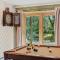 Waterside Haven by AvantStay Lakefront Hot Tub Game Room Fire Pit