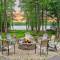 Tavern at the Woods by AvantStay Lakefront Views Hot Tub Firepit Game Room