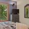 Tranquil Waterside by AvantStay Lakefront Dock Game Room Views