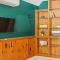 Tranquil Waterside by AvantStay Lakefront Dock Game Room Views