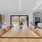 The Barn House by AvantStay Modern Outdoor Living Area Hot Tub
