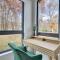 The Barn House by AvantStay Modern Outdoor Living Area Hot Tub