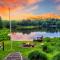 Chalet All Day AvantStay Lakeside Firepit Shared Pool