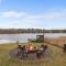 Chalet All Day AvantStay Lakeside Firepit Shared Pool