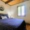 Chalet All Day AvantStay Lakeside Firepit Shared Pool