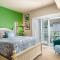 Moonlight by AvantStay Modern Home w Views Direct Access to Rockaway Beach