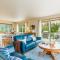 Beach Lookout Retreat by AvantStay Rooftop Views - 库珀维尔