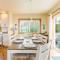 Beach Lookout Retreat by AvantStay Rooftop Views - 库珀维尔